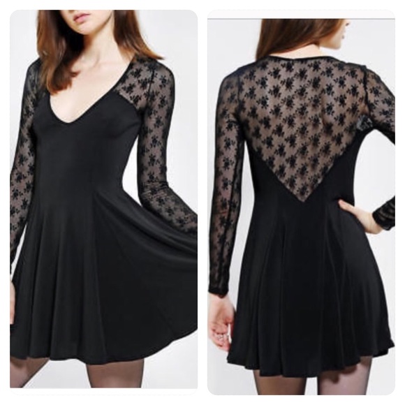 Urban Outfitters Dresses & Skirts - NWT! Kimchi Blue Lace Mesh Skater dress